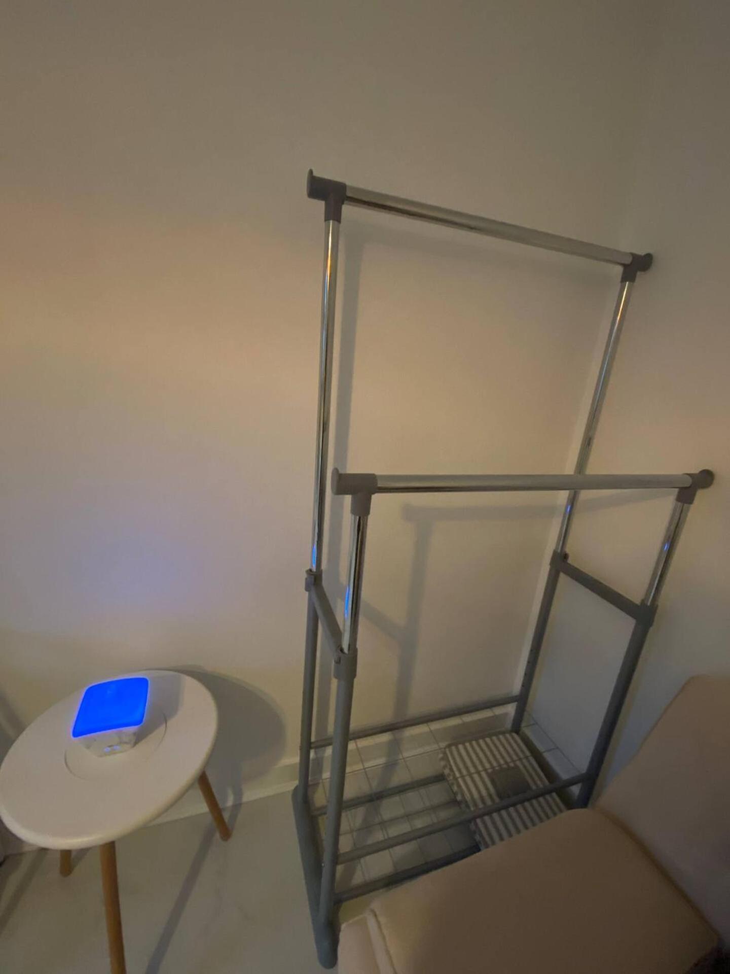 Xl Bright Room+parking+fridge+micro - 20min Bridge - 3 Min Walk To Train/bus Station Londres